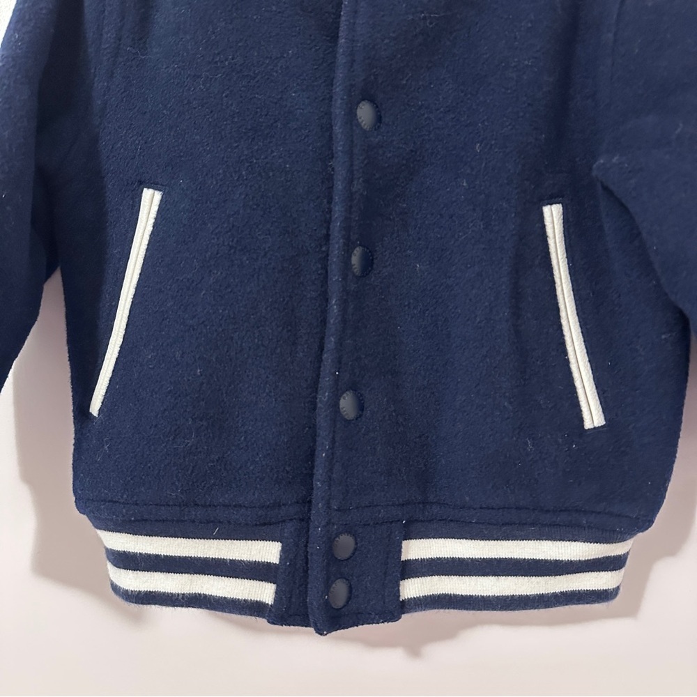 GAP Kids Wool Blend Varsity Bomber Jacket in Navy Blue W/ White Stripes Size 2T - Picture 4 of 9